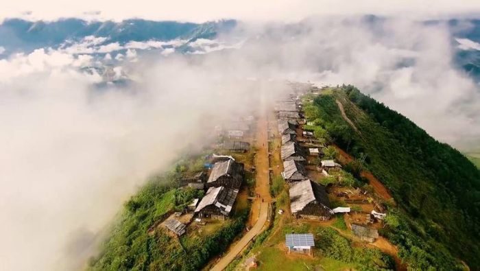Aerial view of Cu Vai Village above the clouds, Yen Bai
